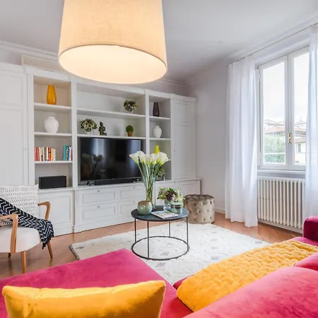 Luxury Penthouse In The Heart Of Appartamento Lucca