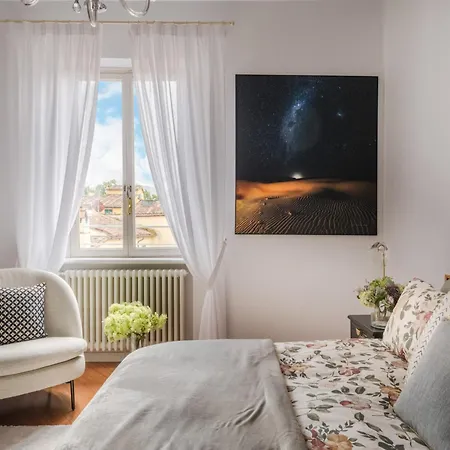 Luxury Penthouse In The Heart Of Appartamento Lucca