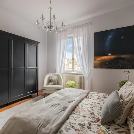 Luxury Penthouse In The Heart Of Appartamento